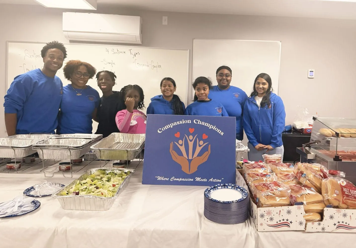 Monthly Warm Meals Program, photo 6
